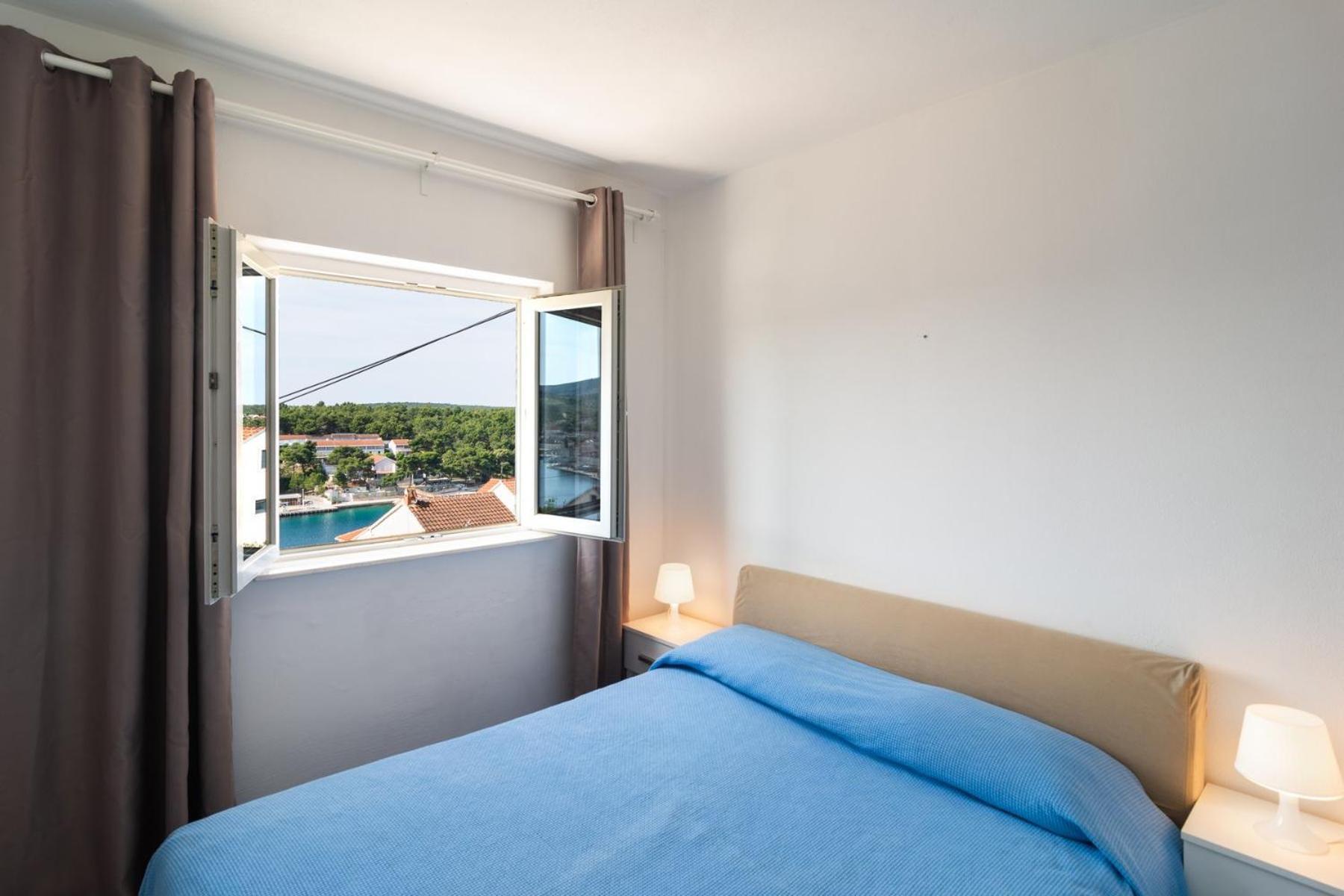 Sea-Views Brazza Apartments With Private Pool Milna  Dış mekan fotoğraf